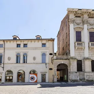 https://le-dimore-del-conte.hotelinveneto.com